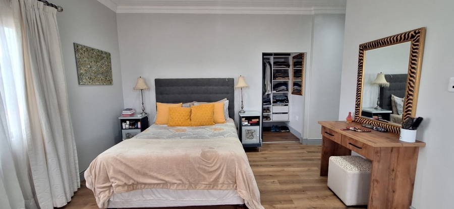 3 Bedroom Property for Sale in Albertinia Western Cape